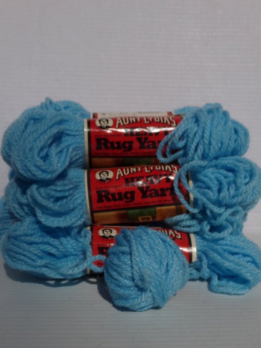 Vintage Aunt Lydias Heavy Rug Yarn Polyester 360 Yard Light Blue 0705 247643 901
